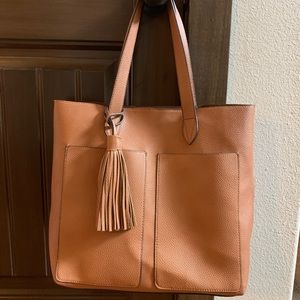 Steve Madden Lou Pocket Tote